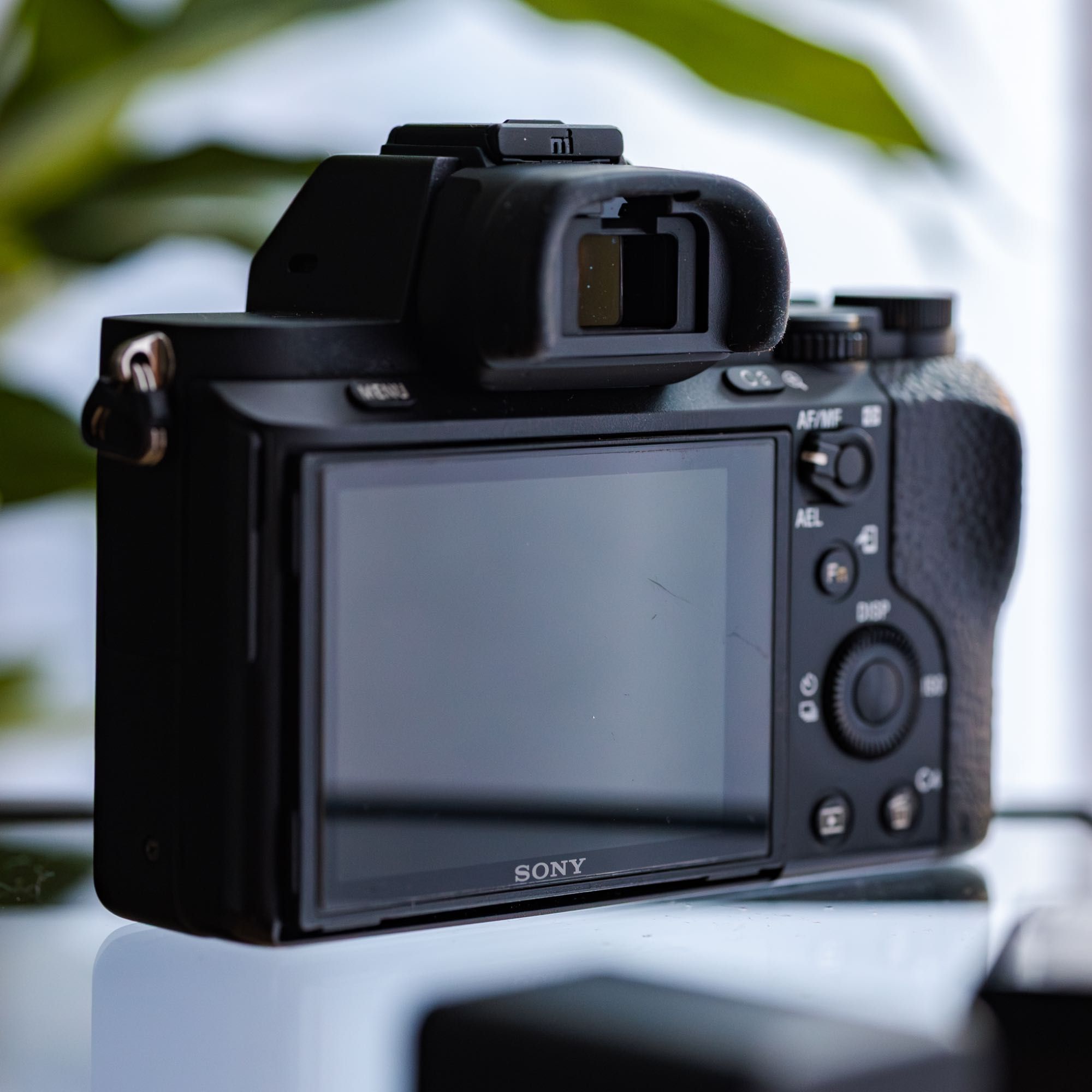 Bezlusterkowiec Sony A7ii jak nowa, 3 baterie, niski przebieg