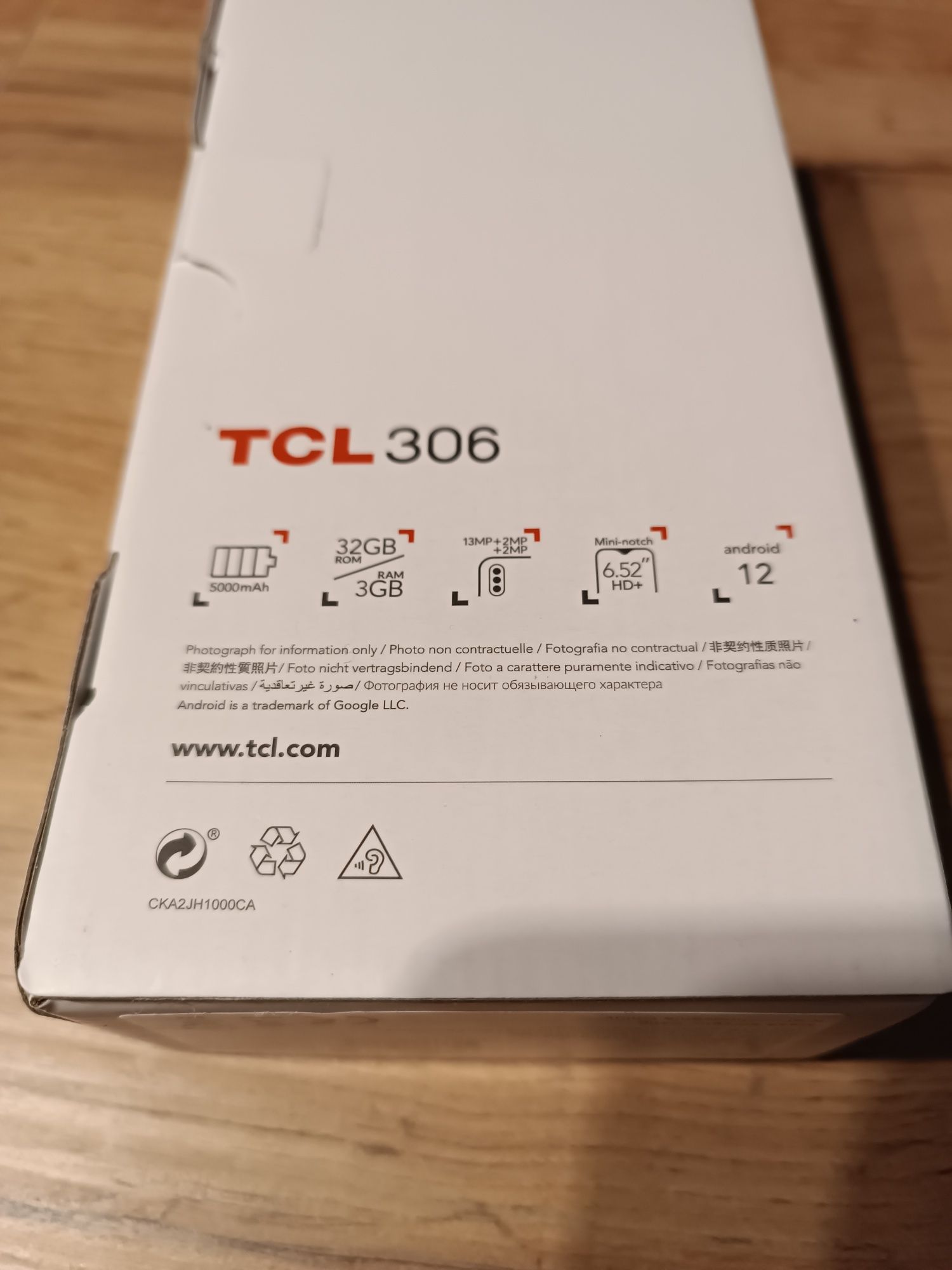 Smartfon TCL 306