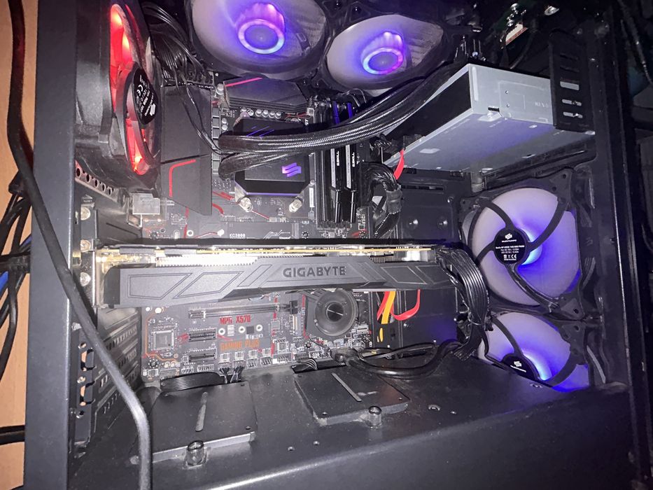 Komputer stacjonarny Ryzen7 DDR4 32GB NVidia GTX 1080