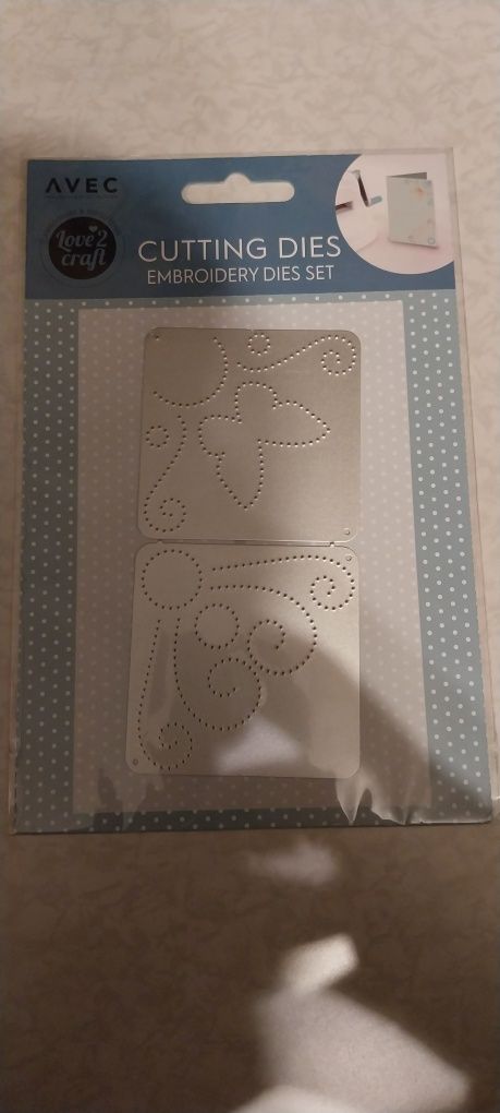 Wykrojnik metalowy embossing narożny