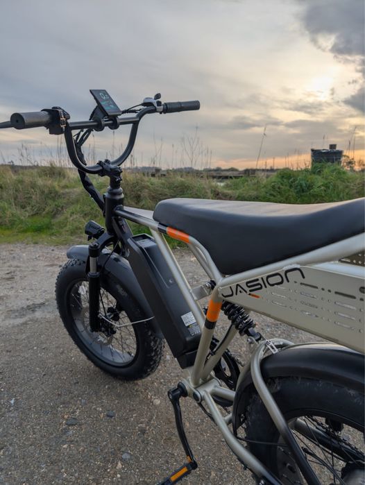Bicicleta Elétrica JASION RetroVolt estilo Moto