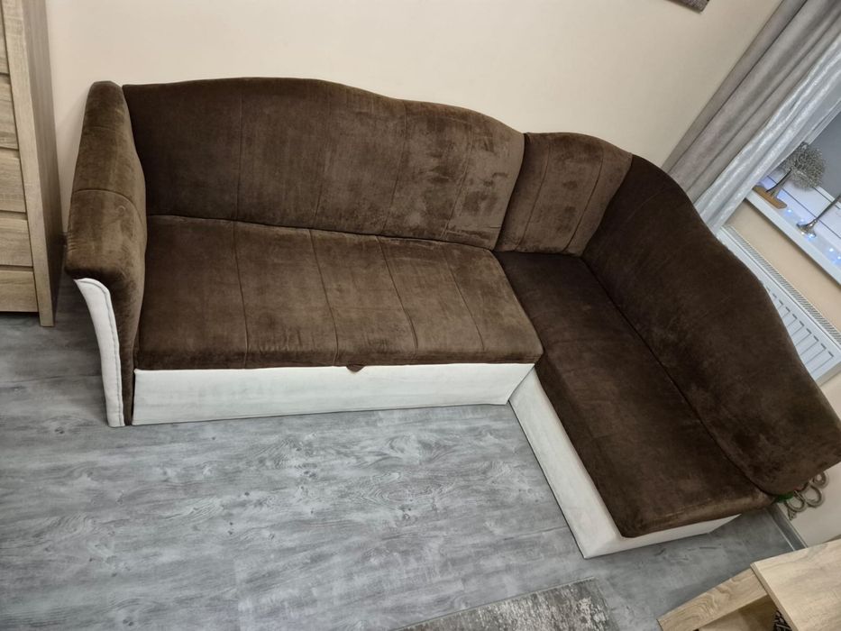 Narożnik z funkcją spania –  Gdynia Witomino 300 zl