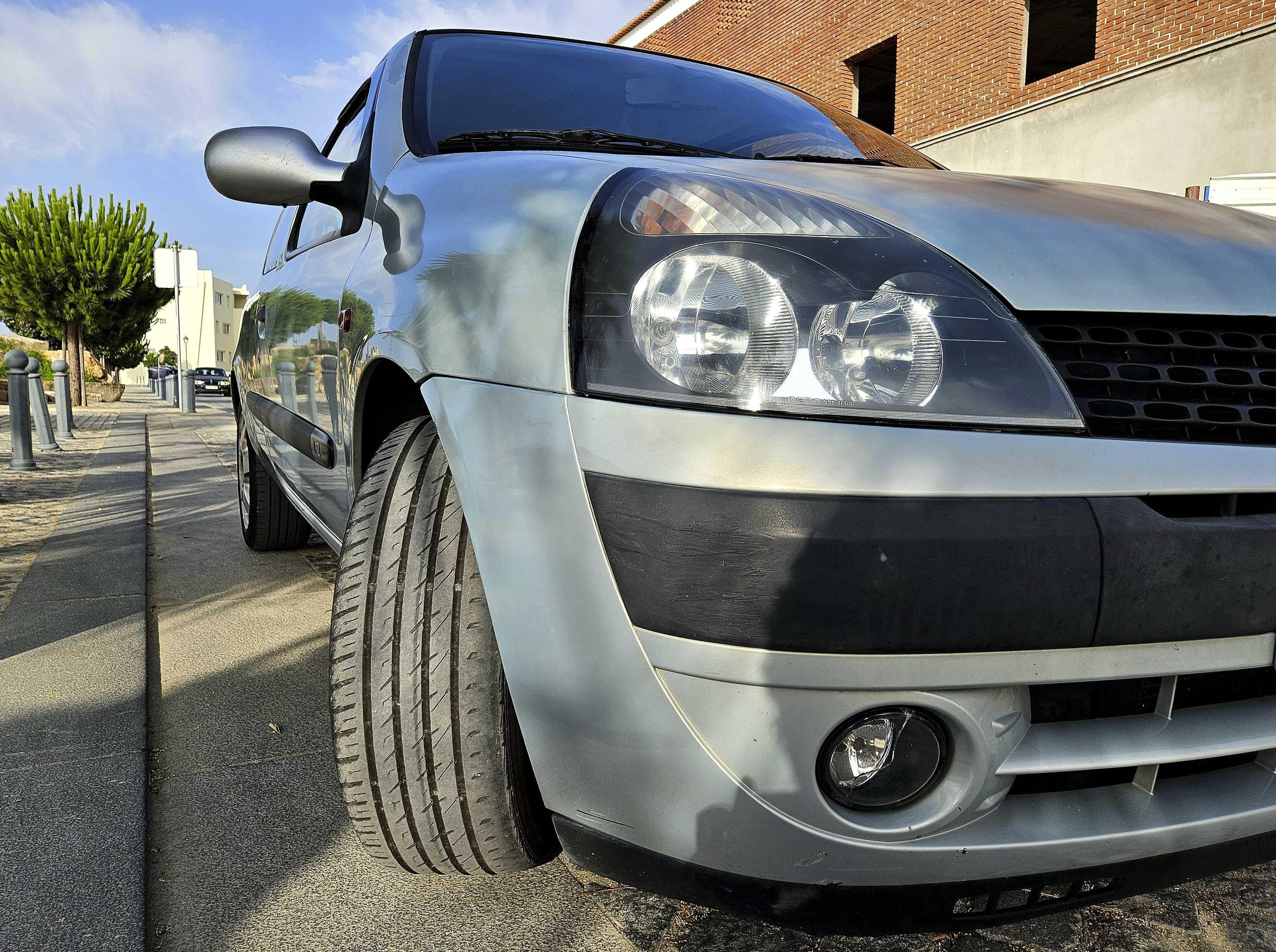 Renault Clio II 1.2 Expression