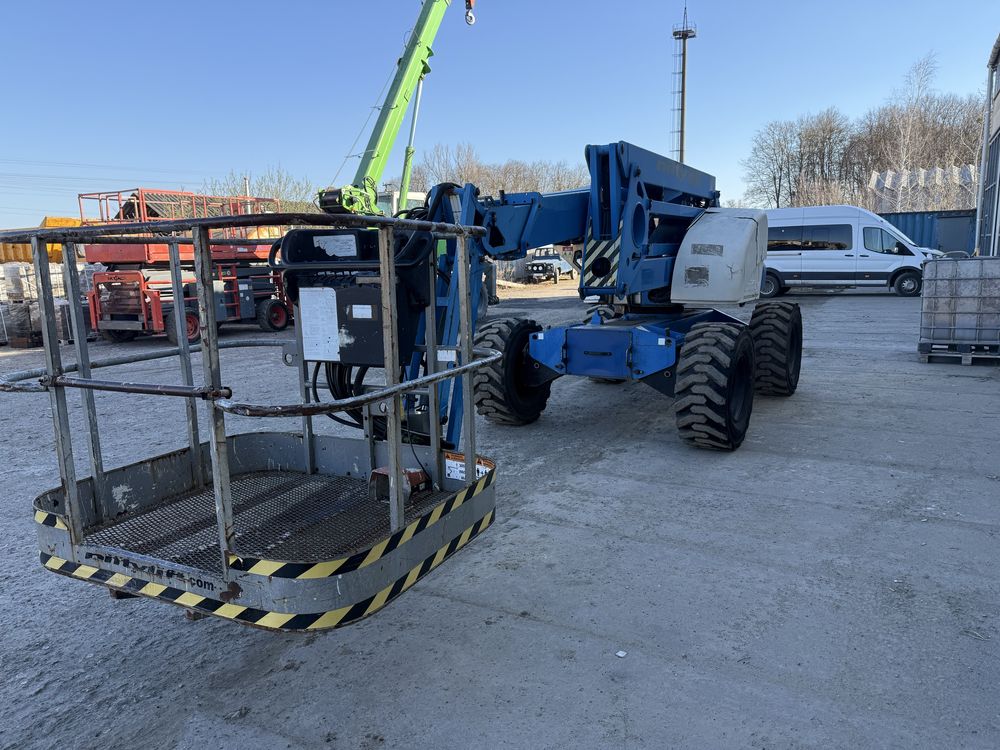 Оренда колінчатого підйомника NiftyLift HR18 оренда автовишки