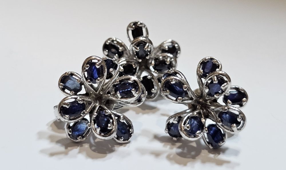 Серебряный набор серги и кольцо.