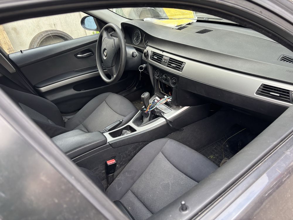 Bmw e90 320i cała na części A22/7 sparkling graphite metallic