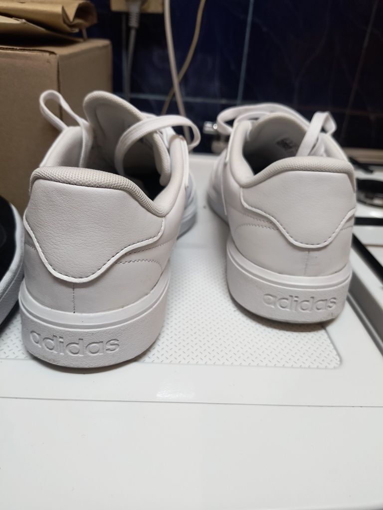 Buty Adidas 43 gwarancja