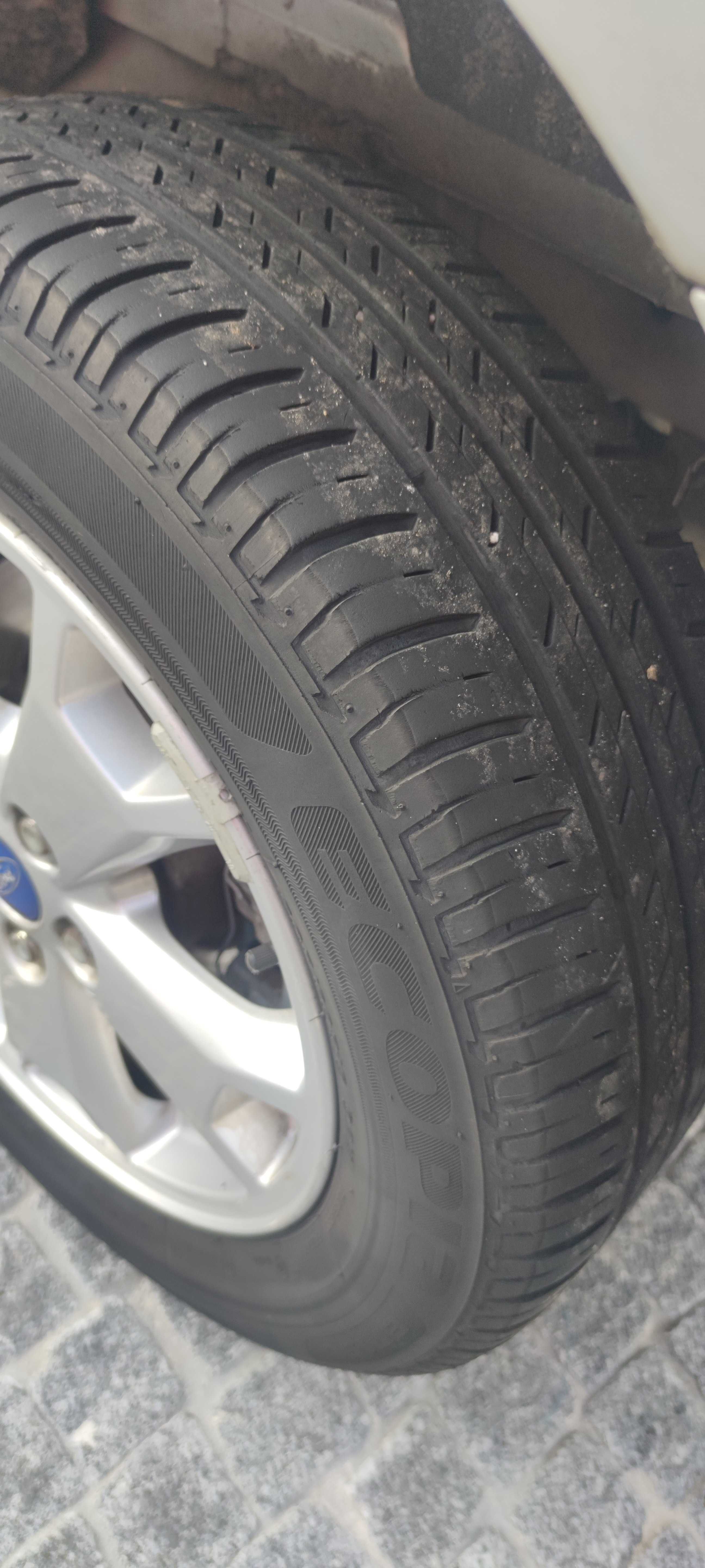 carrinha ford transit conect 3 lugares