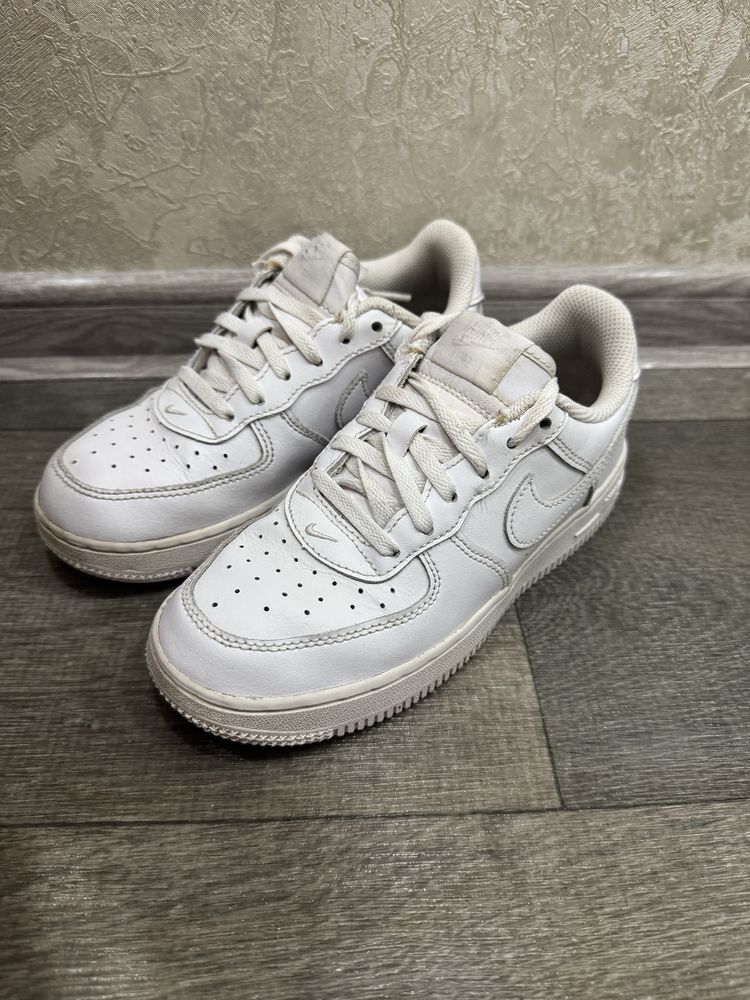 Кроссовки Nike 33 размер 20,5 см