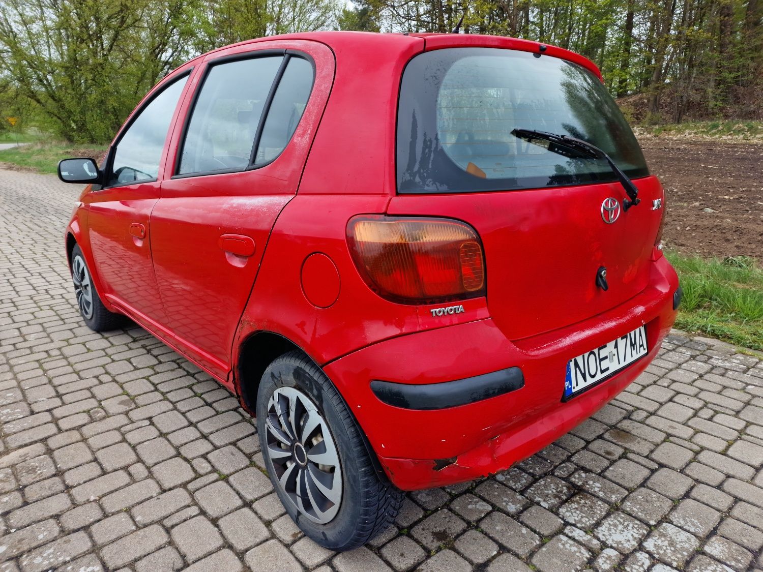 Toyota Yaris 1.3 87KM. Pięcio drzwiowy.