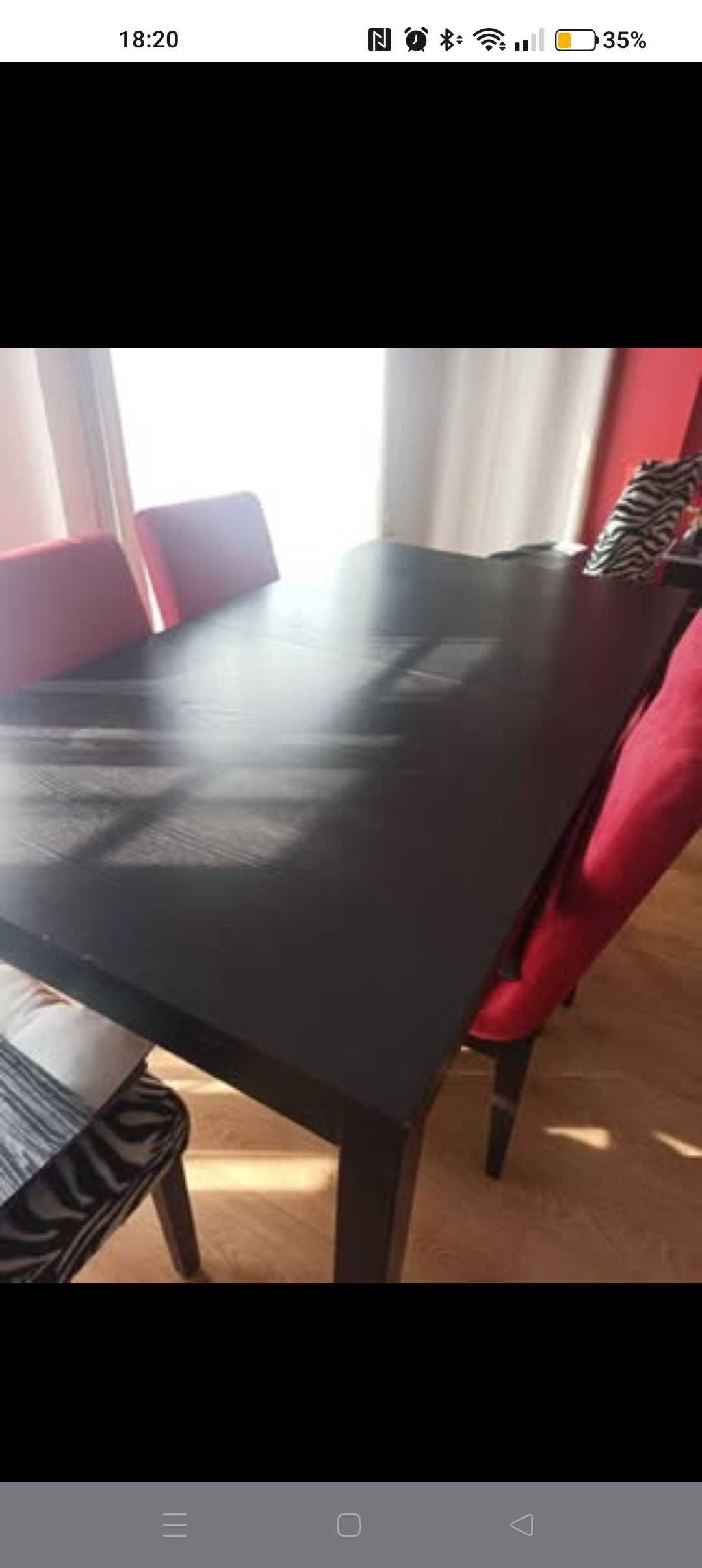 Mesa preta extensível