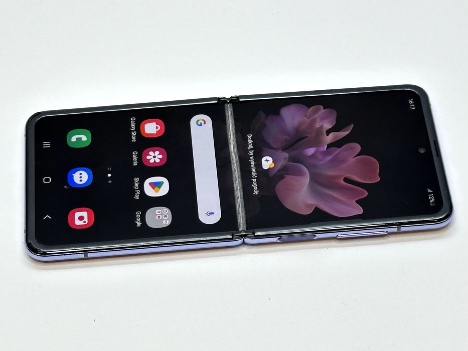 samsung z flip sm-f700f/ds pink 8gb ram /256 gb