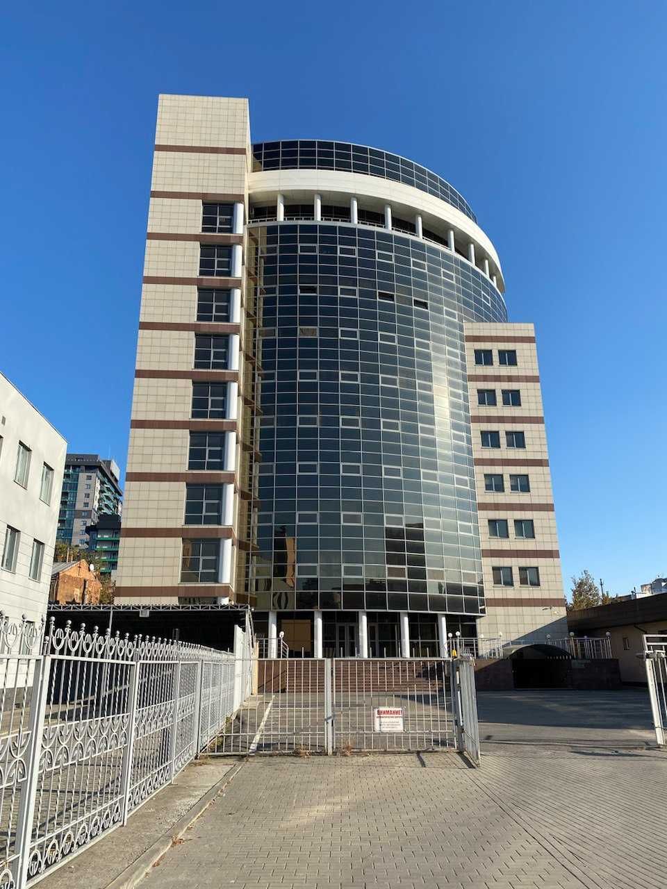 Продаж помещения в центре с Арендатором