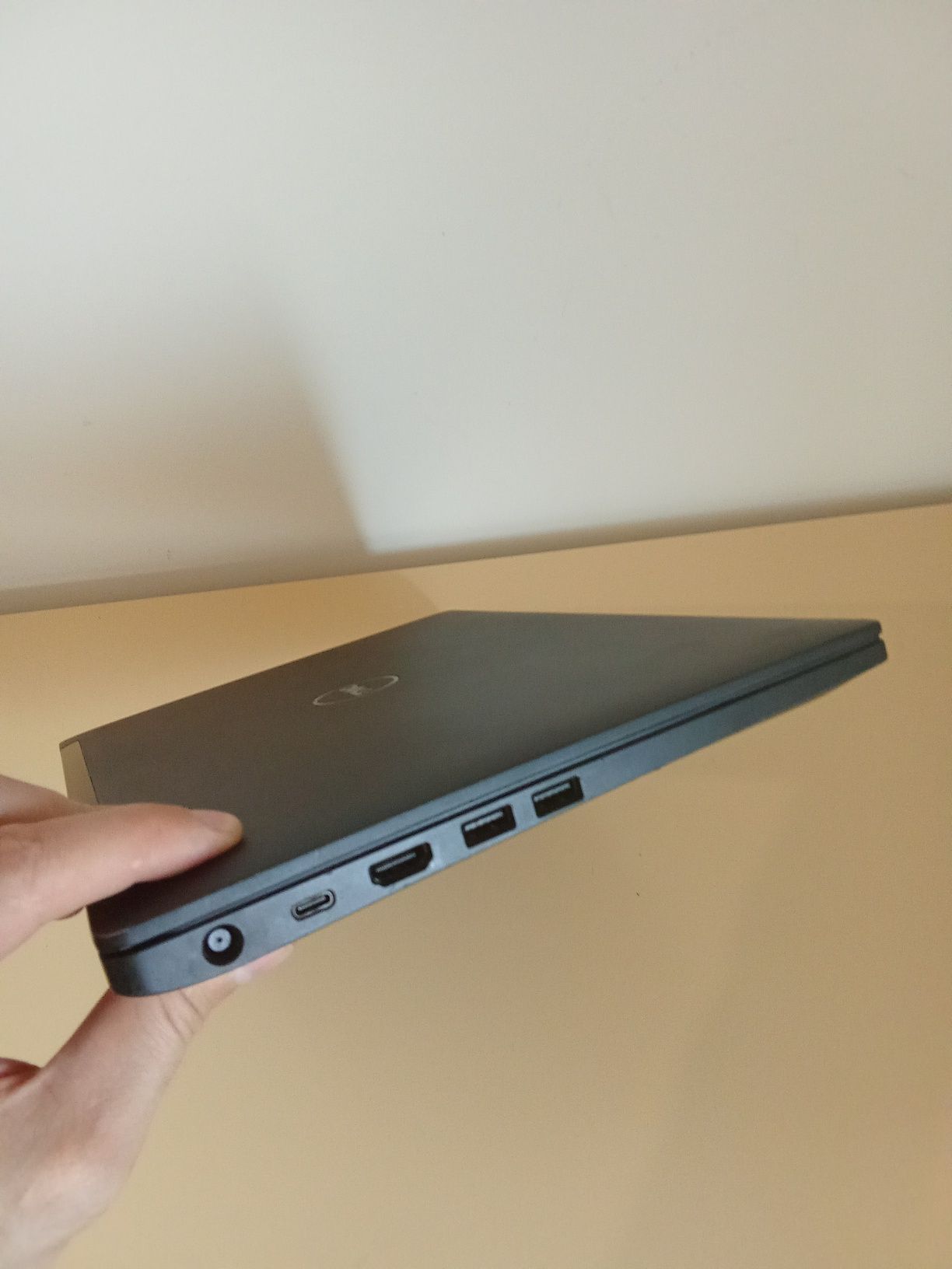 Dell Latitude 7480 i3-7100u ddr4 8Gb SSD m2 256Gb NVme