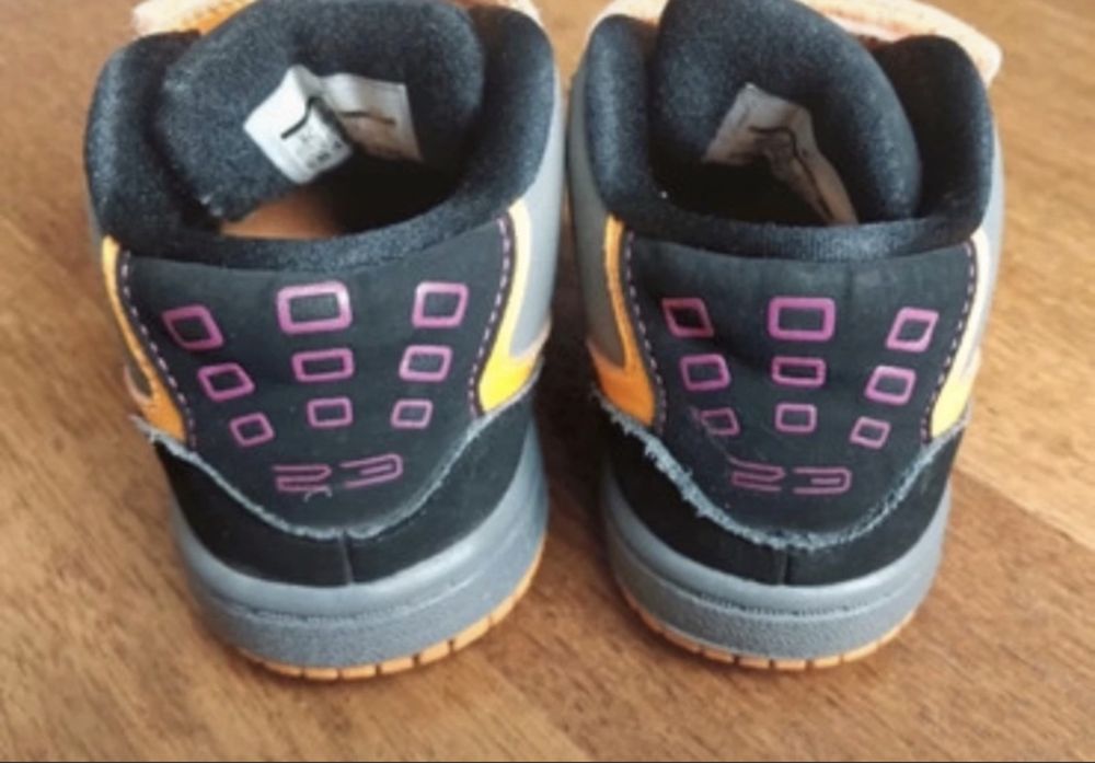 Buty Jordan rozm 25