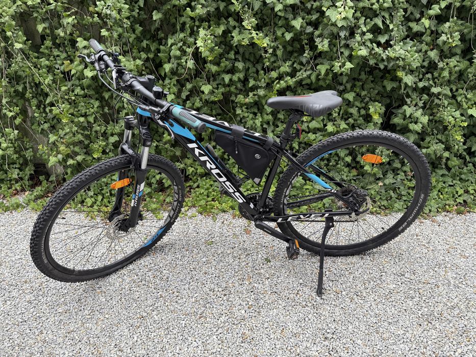 Rower górski Kross Level z amortyzatorem – idealny na każdą trasę!