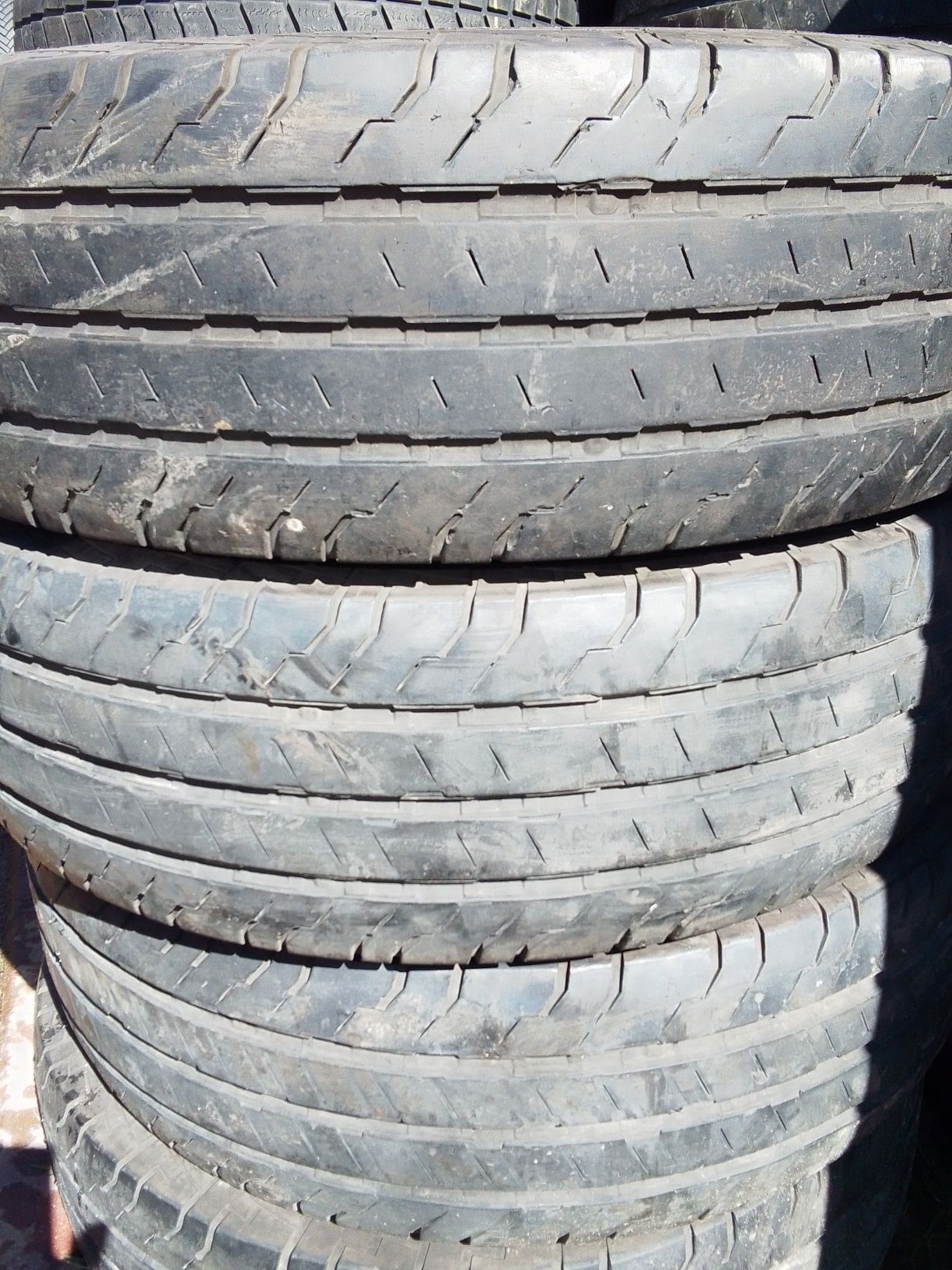 4 Opony letnie 225/75r16C CONTINENTAL