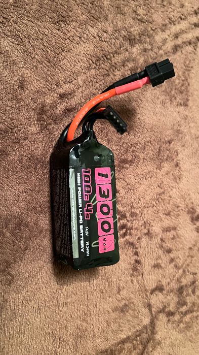 літій-полімерний (LiPo) акумулятор CNHL Black Series 1300mAh 6S-4S