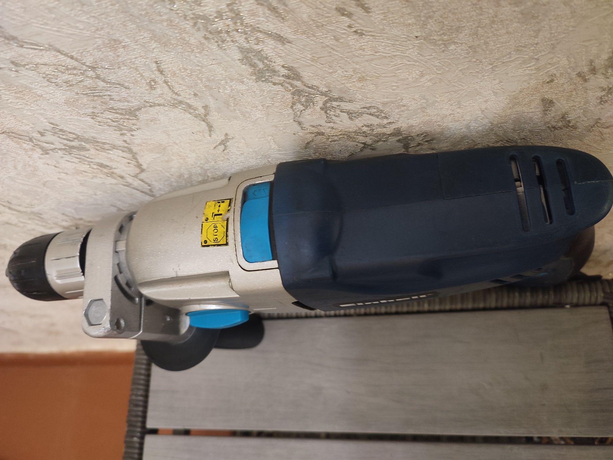 Ударная дрель Einhell BT-ID 1050E  1050W 0-1100/0-3