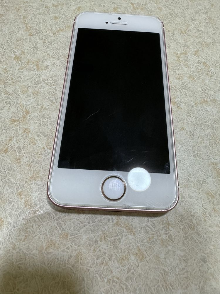 Айфон 5SE ,iphone 5SE ,16 ГБ