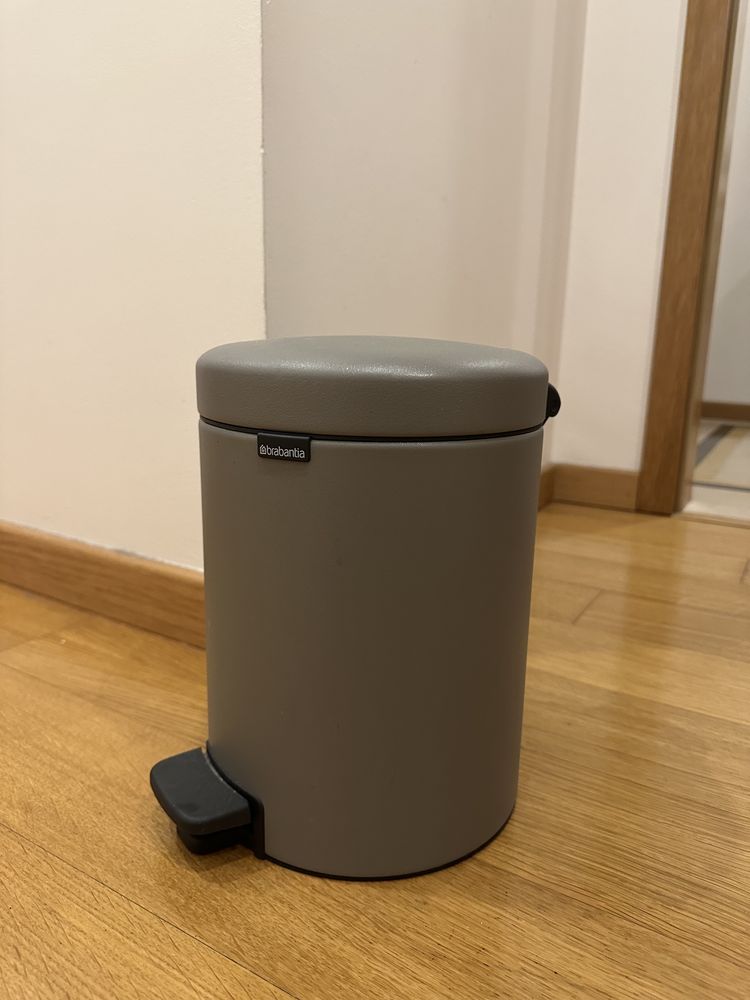 Balde do lixo brabantia 5L