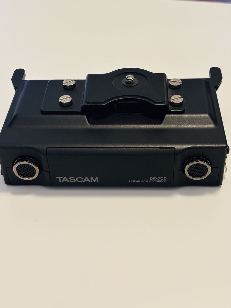 Tascam DR-70D Linear PCM Recorder