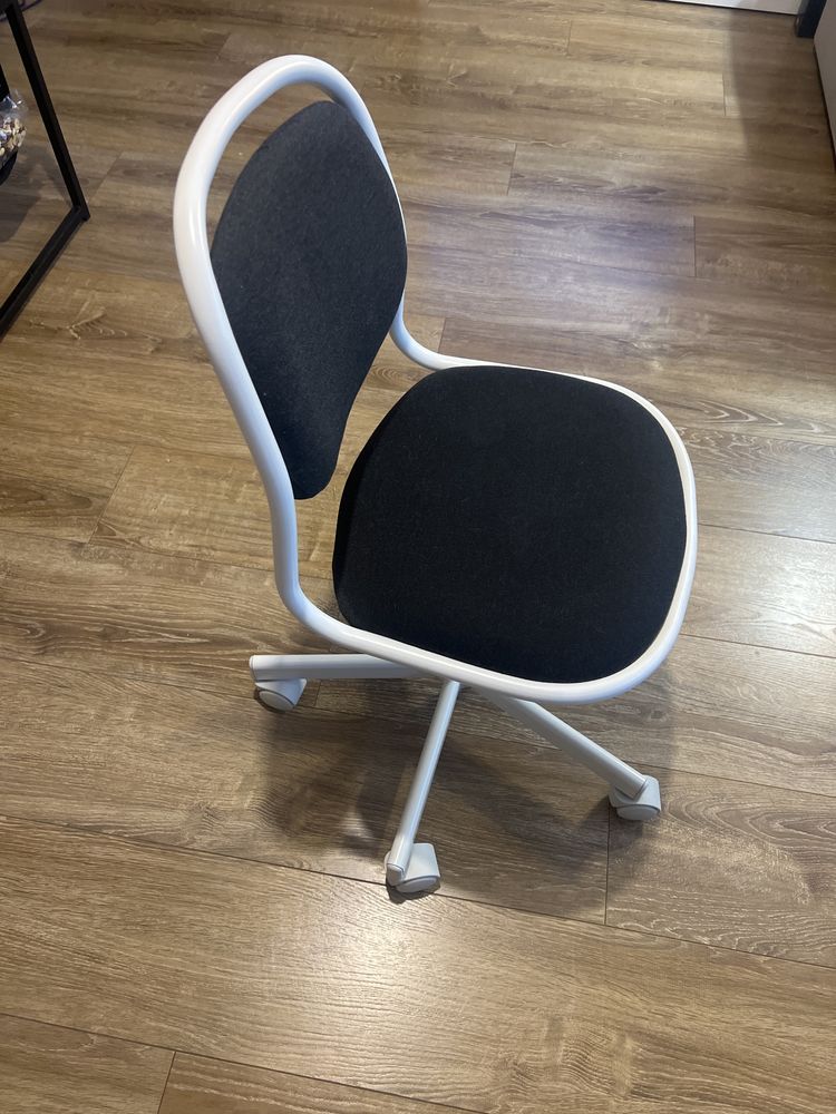 Krzesło obrotowe ikea ÖRFJÄLL