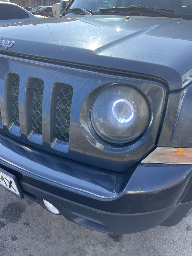 Продам jeep patriot в отличном состоянии