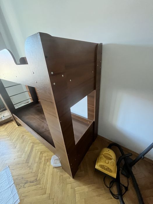 Двоярусне ліжко з МДФ.