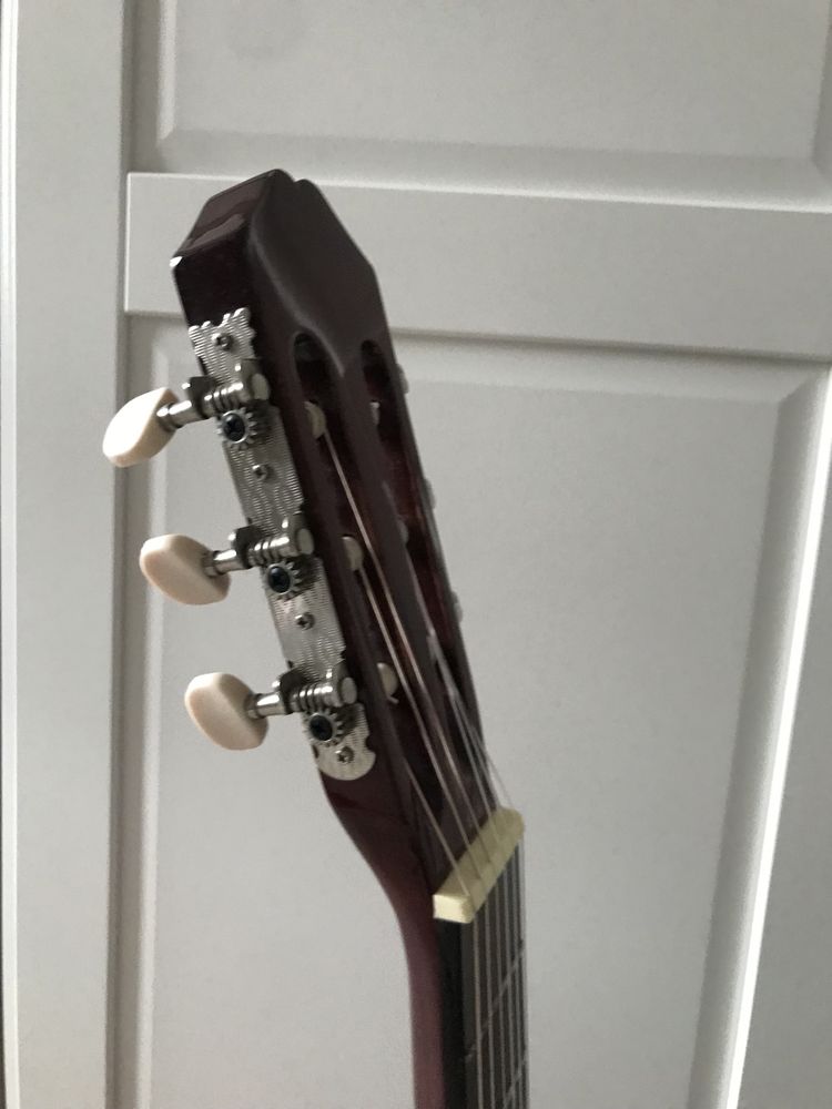 Gitara akustyczna