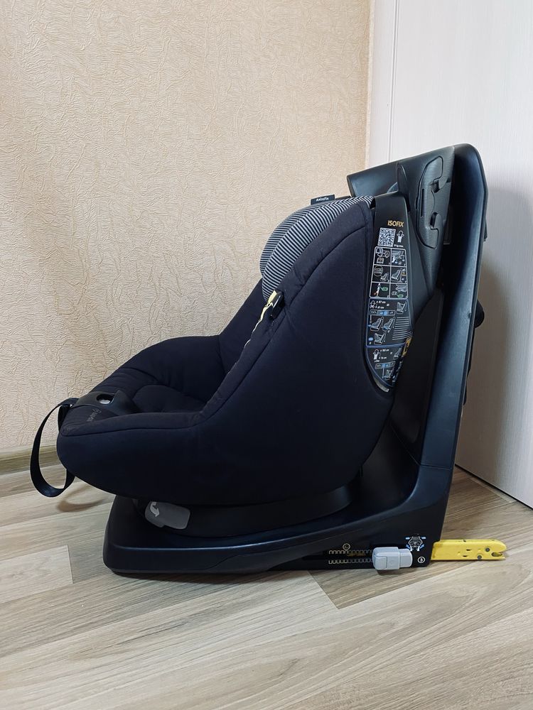 Поворотное Автокресло Maxi-Cosi Axissfix с 4 мес.до4 лет Isofix I-Size