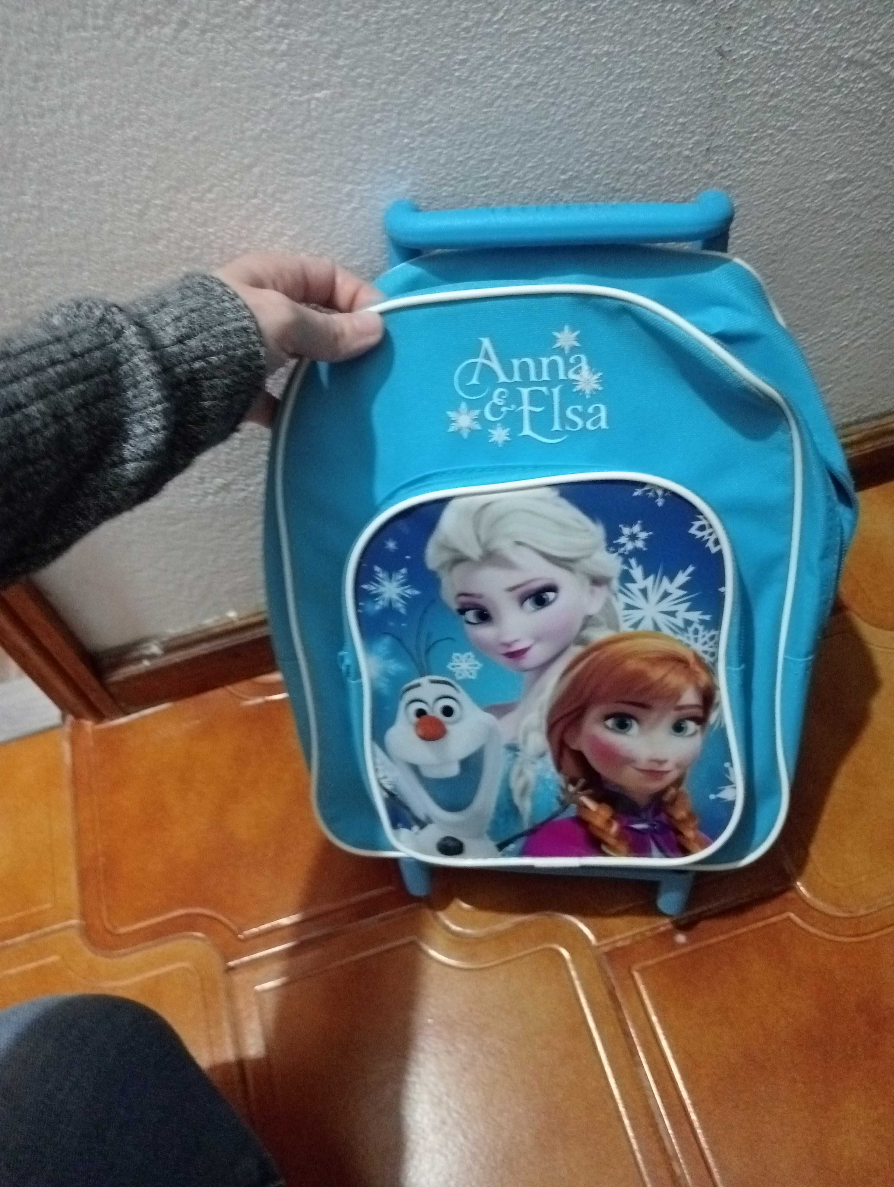 Mochila da Frozen com rodinhas +lancheira térmica