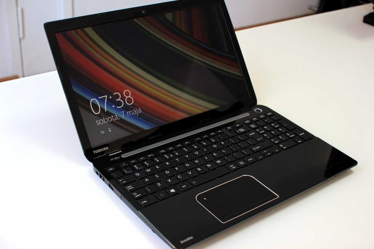 Laptop Toshiba SSD  Intel RAM12GB  Gwarancja 12miesiecy