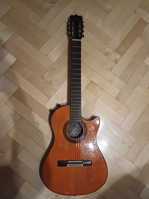 Gitara elektro-klasyczna Hohner TWP thin body. Zabytek