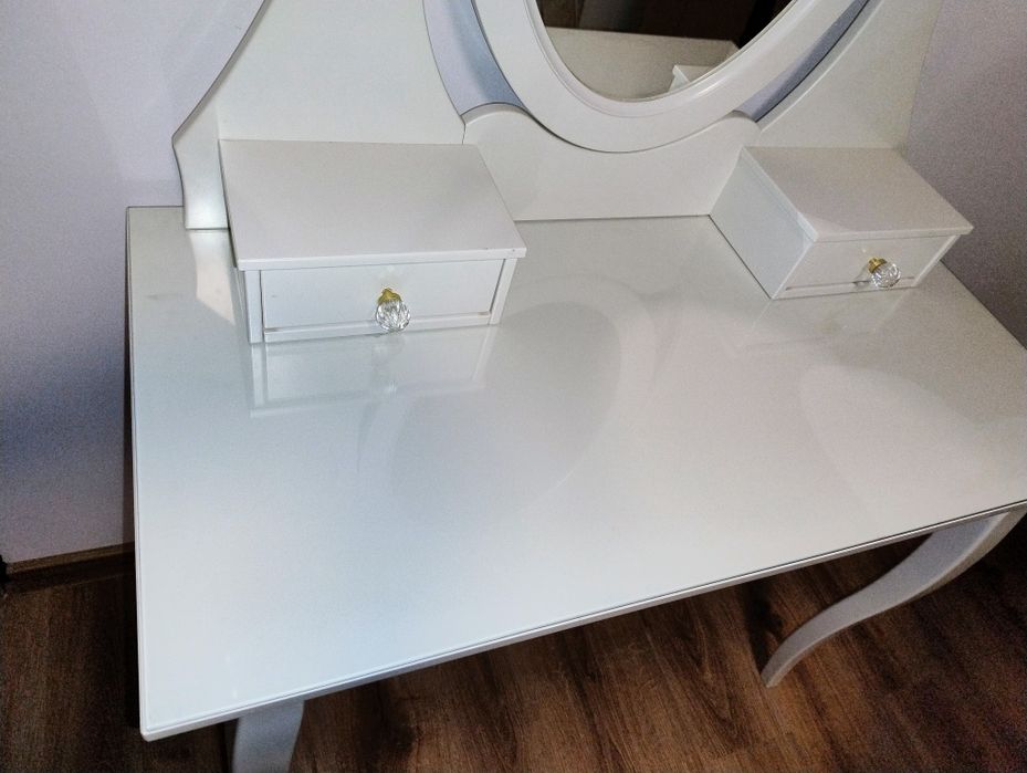 Toaletka Ikea hemnes