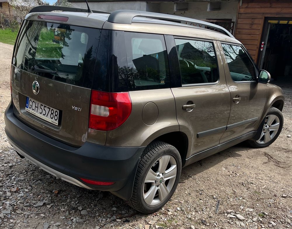 SKODA YETI. 1.8 Tsi rok 2009