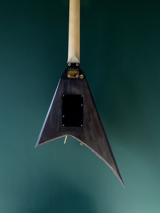 Jackson JS32 MAH Rhoads Natural + Case + EMG