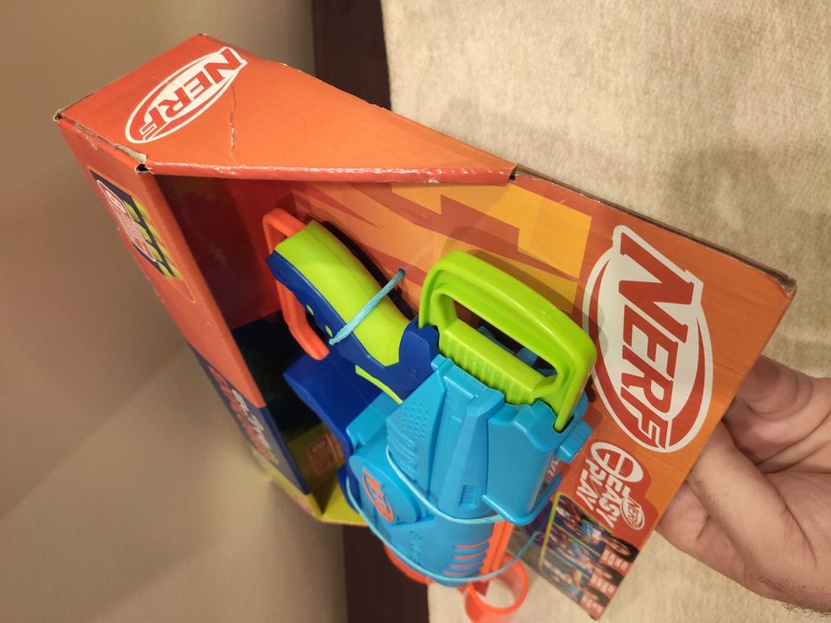 Vendo Nerf Elite Jr explorer NOVA - caixa lacrada.