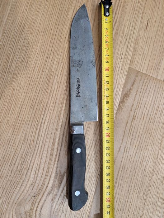 Japoński nóż kuchenny ze stali węglowej