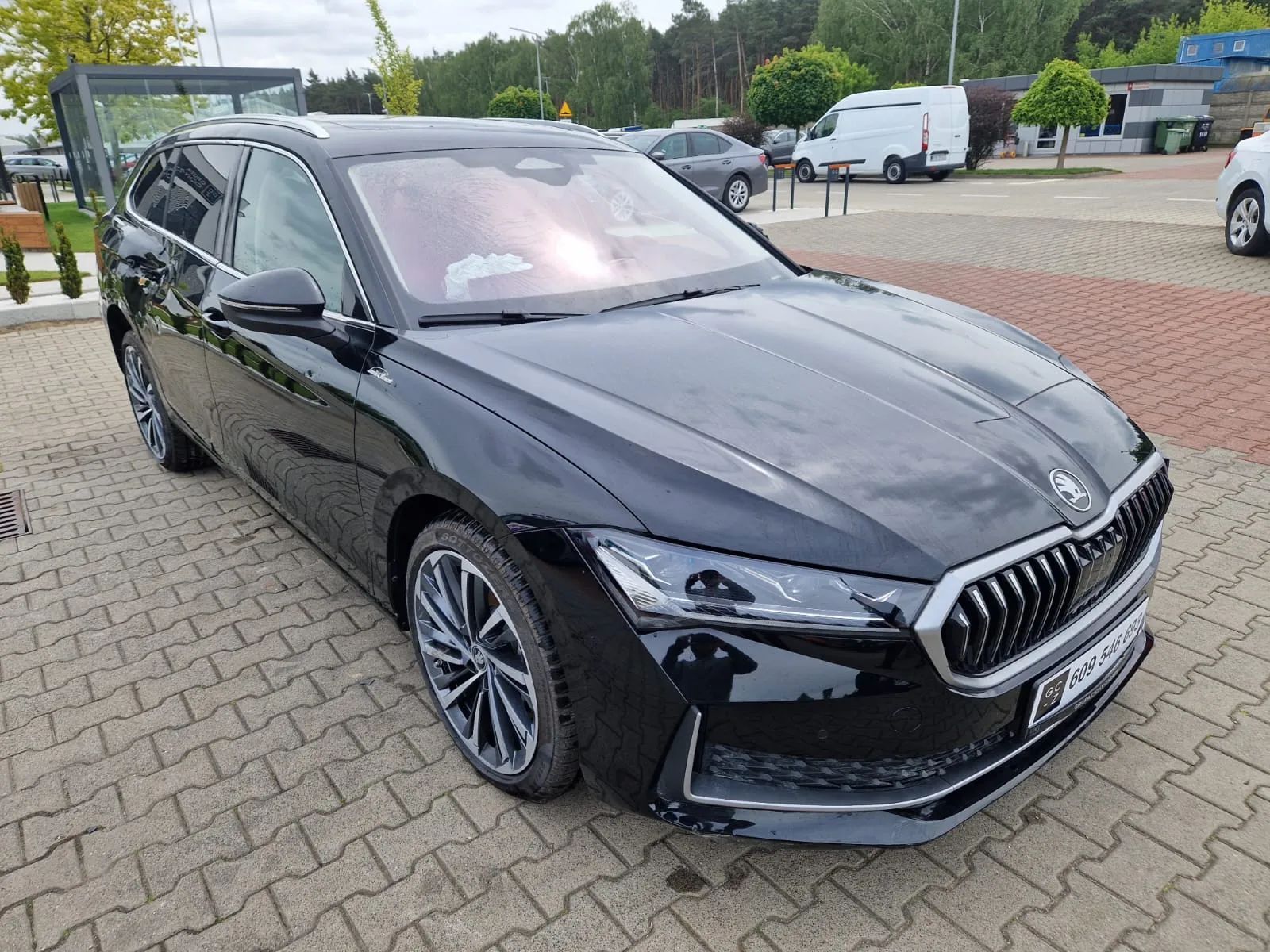 Skoda Superb L&K Hybrid Plug-in PANORAMA FULL Salon PL FV23%