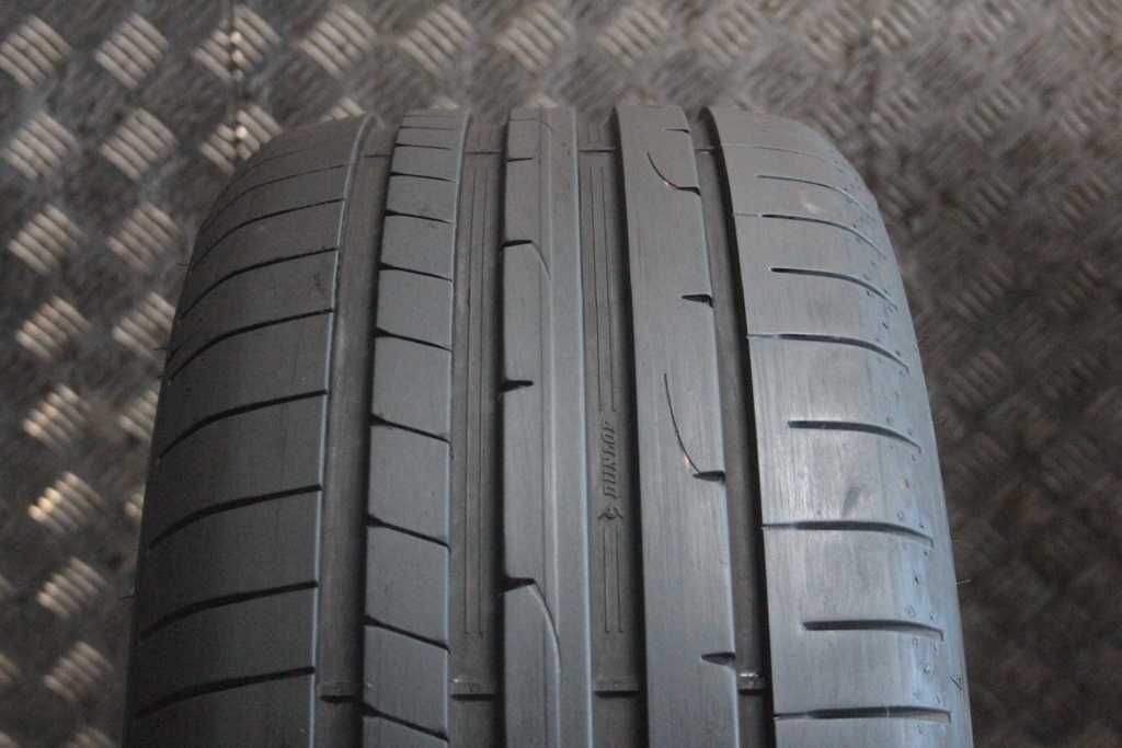 255/40/20 Dunlop Sport Maxx RT2 255/40 R20 101Y XL 24r