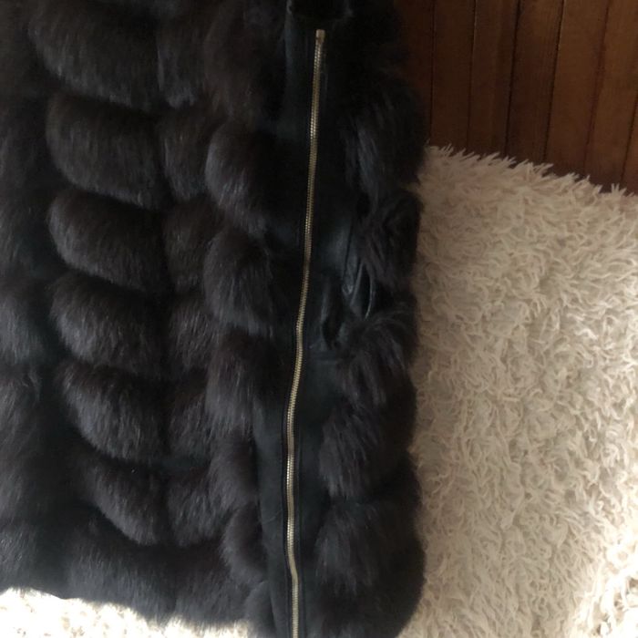 Продаю жилетку з натурального хутра