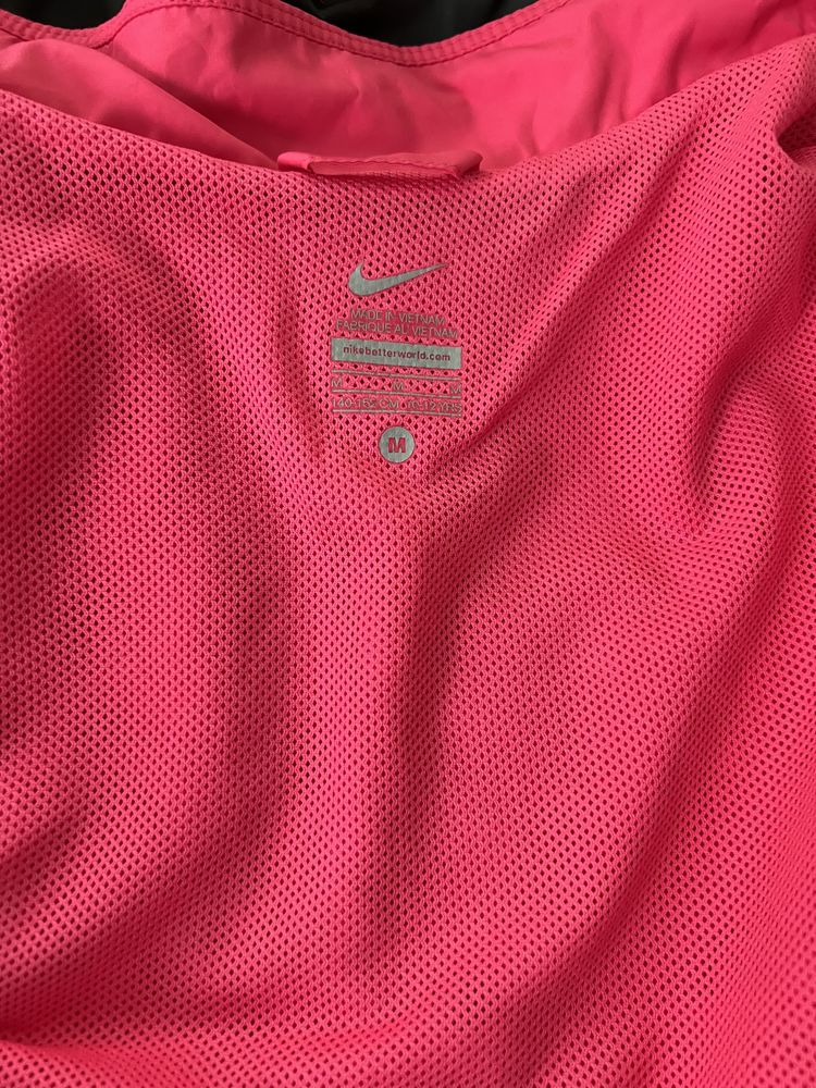 новий спортивний костюм Nike розмір 146