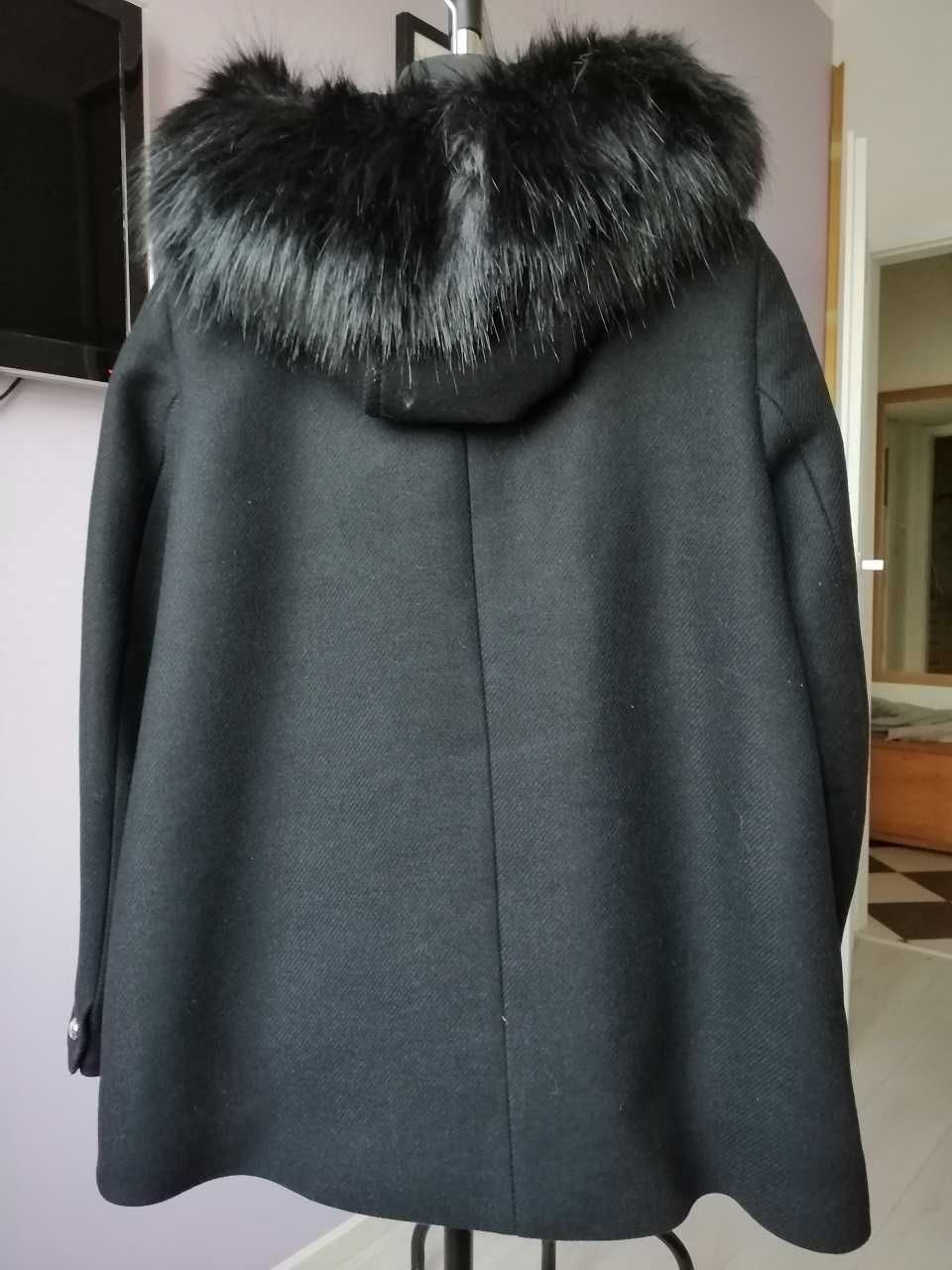 Trapezowy krótki płaszcz kurtka budrysówka wełna Zara