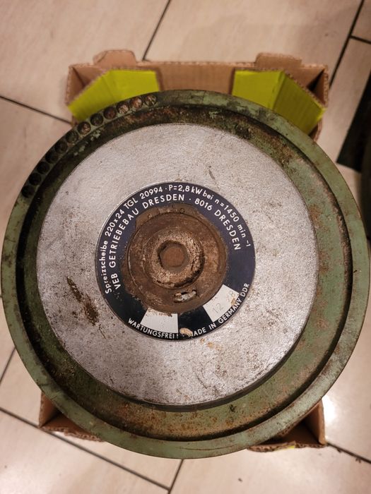 silnik elektryczny z maszyny