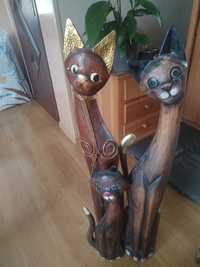 Koty drewniane figurki