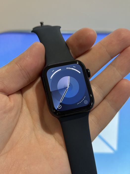 Apple Watch SE 2 44 Midnight как новые