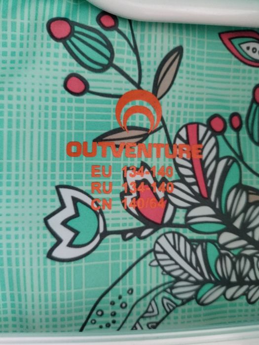 Зимове пальто Outventure на дівчинку 134-140см.