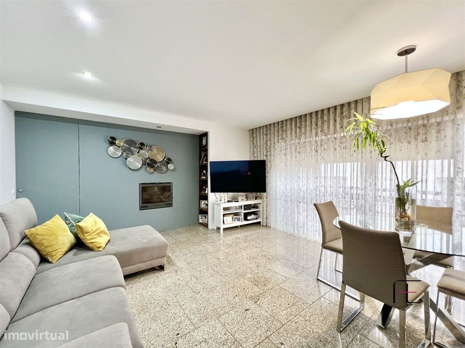 Apartamento T2+1 Venda em Mafamude e Vilar do Paraíso,Vila Nova de Gai