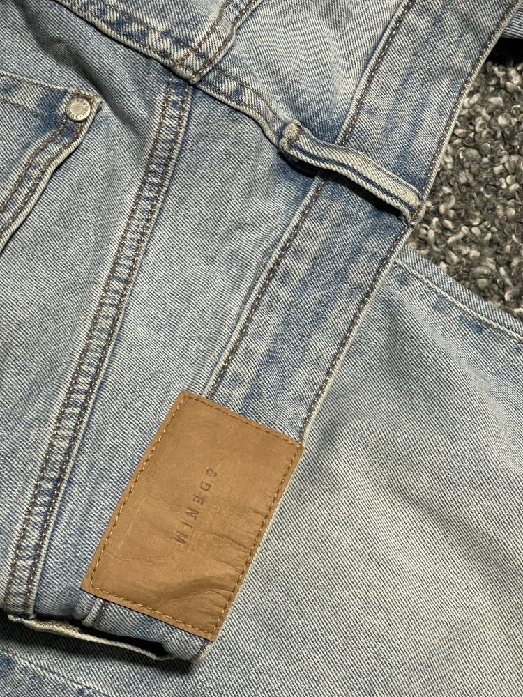 Продам джинсы Denim